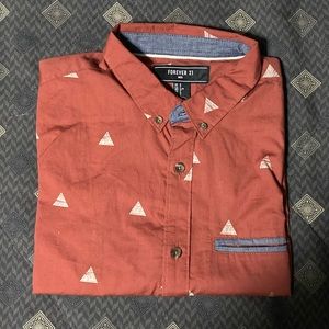 Triangle Pattern Button Up